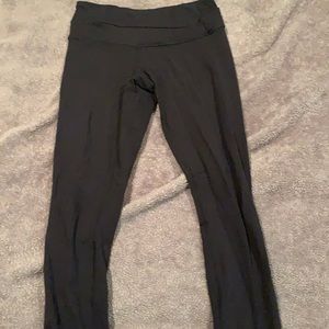 Lulu lemon wunder under full length legging size 4